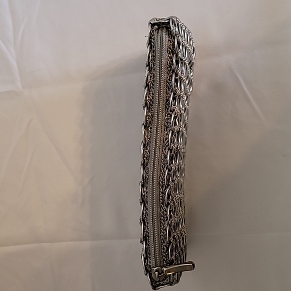 Escama studio upcycled pop top clutch - Picture 3 of 5